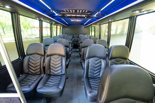 17267234111726692248minibus-leather-seats